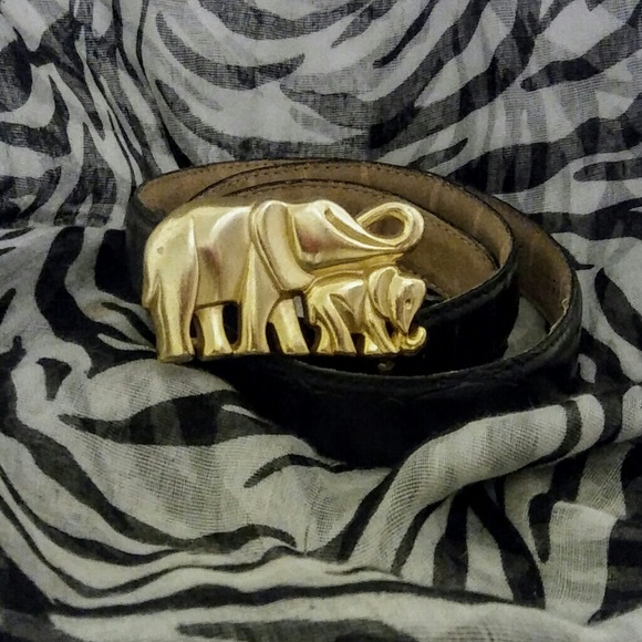 Red Leather Elephant Belt - Picture 2 of 4